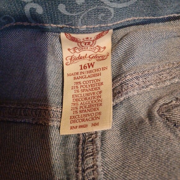 Faded Glory Shorts Plus Size Cuffed - Picture 3 of 3